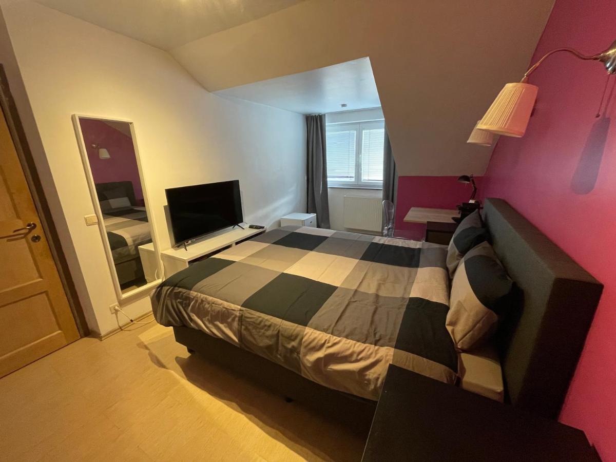 B&B Groot-Bijgaarden Center Dilbeek Bagian luar foto