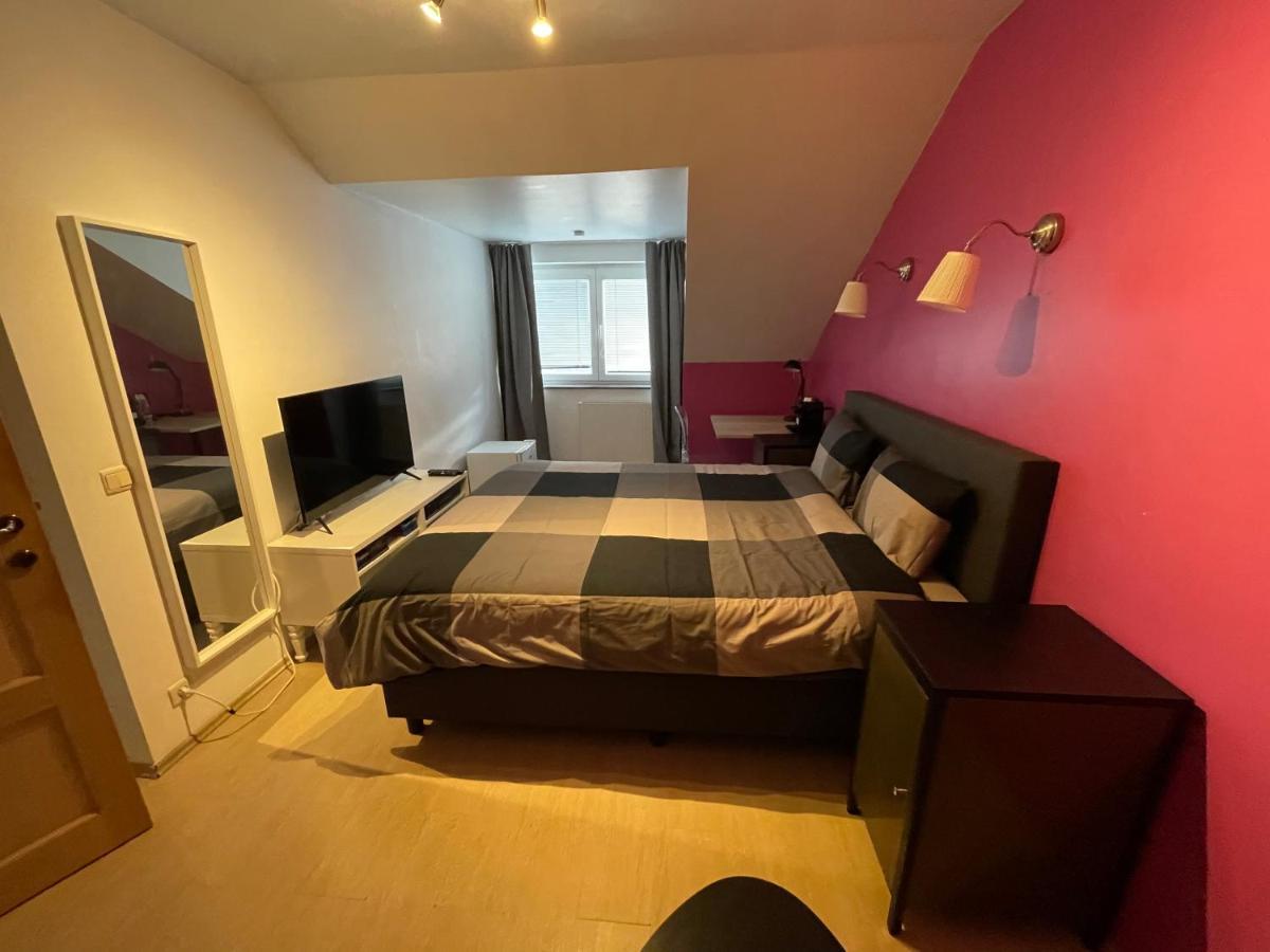 B&B Groot-Bijgaarden Center Dilbeek Bagian luar foto