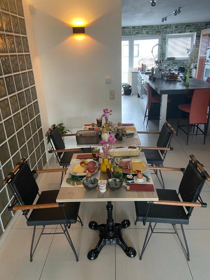 B&B Groot-Bijgaarden Center Dilbeek Bagian luar foto